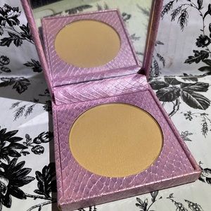 MALLY Perfect Prep Neutralizing Powder Primer (Light/Medium)